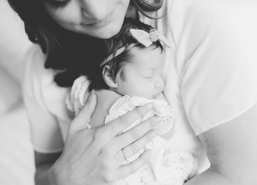 midwives in Washington DC post featuring a newborn baby girl and her mother